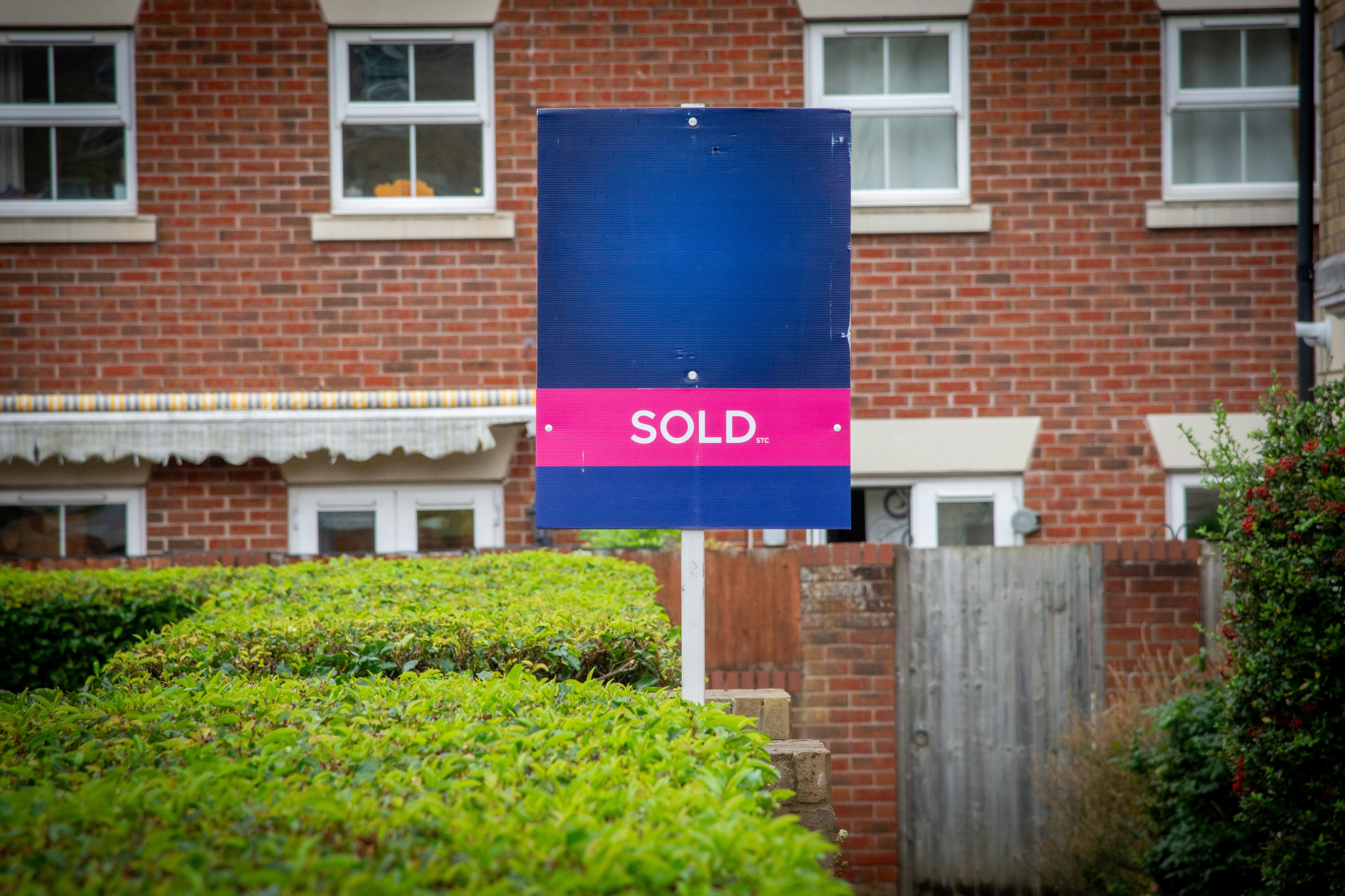 Photo of a Sold sign